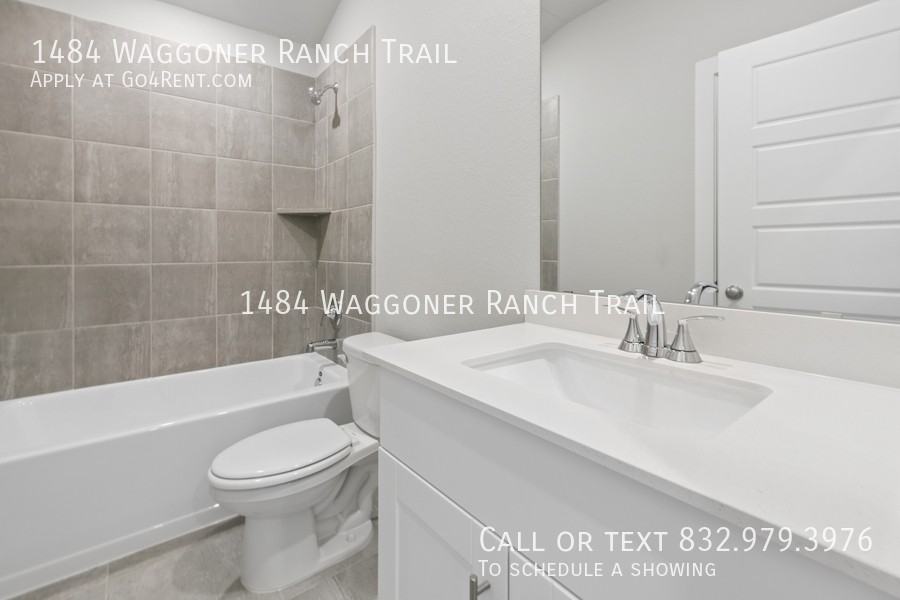 1484 Waggoner Ranch Trl - Photo 6 of 18