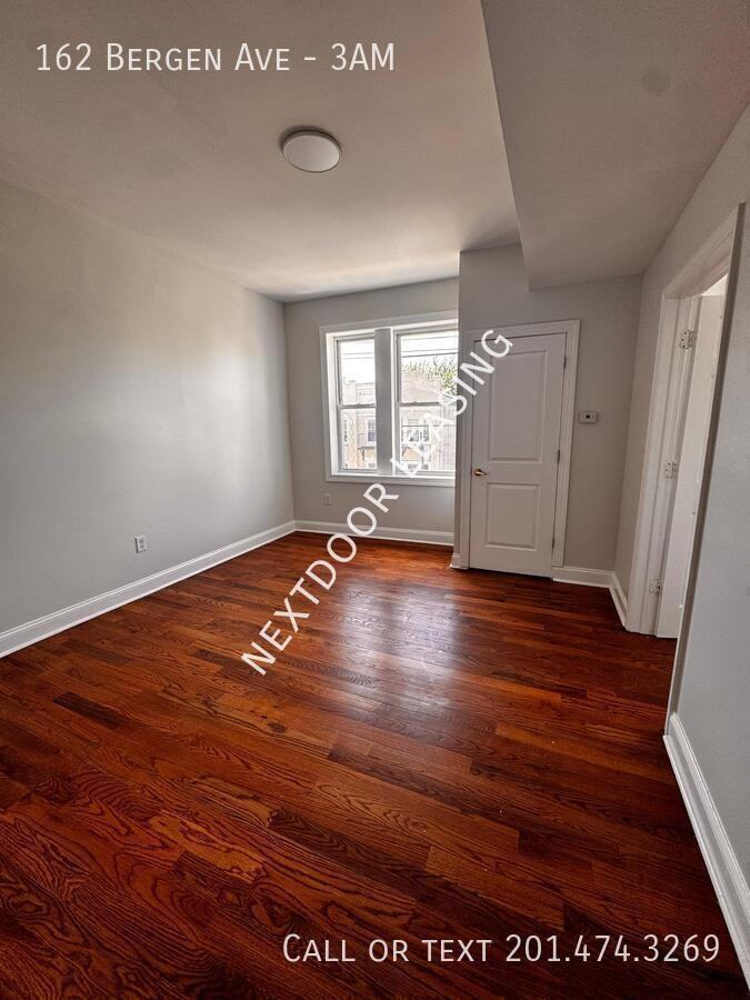 162 Bergen Ave #3AM - Photo 6 of 7