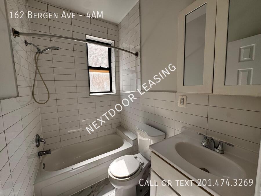 162 Bergen Ave #4AM - Photo 2 of 6