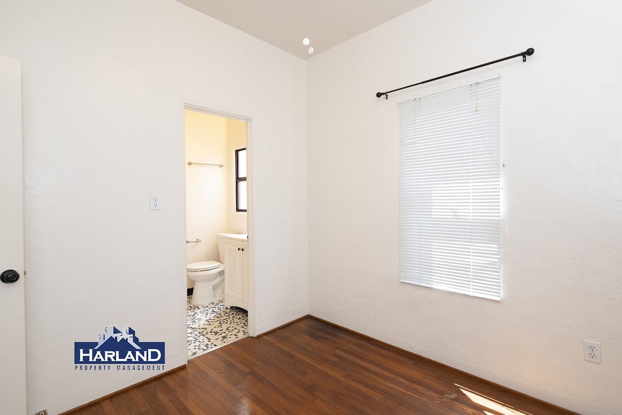 281432 30th St - Photo 4 of 20