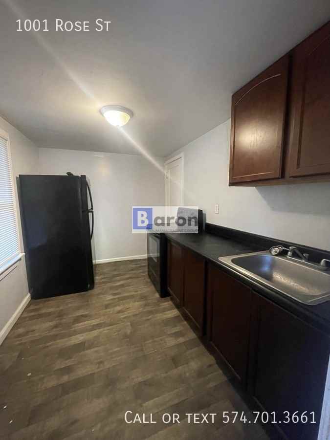 1001 Rose St - Photo 5 of 10