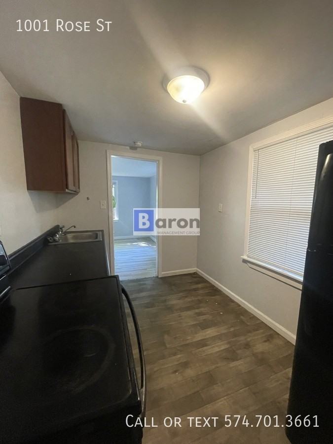1001 Rose St - Photo 6 of 10