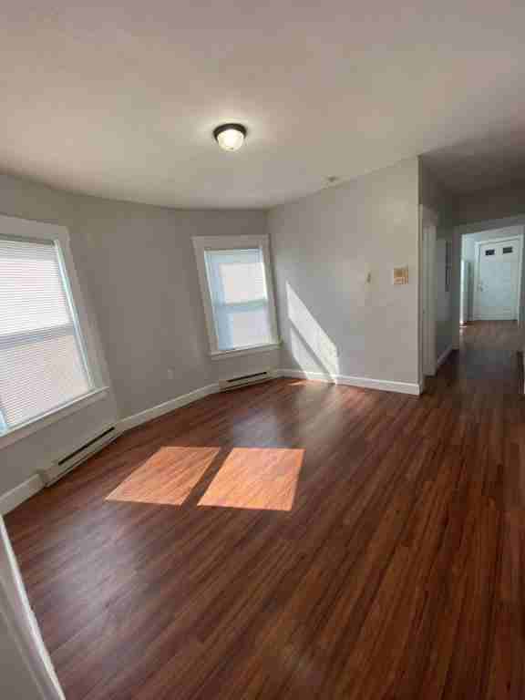 273 E Clark St #3 - Photo 4 of 19