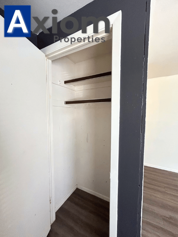 547 Poole Ave #1 - Photo 4 of 13