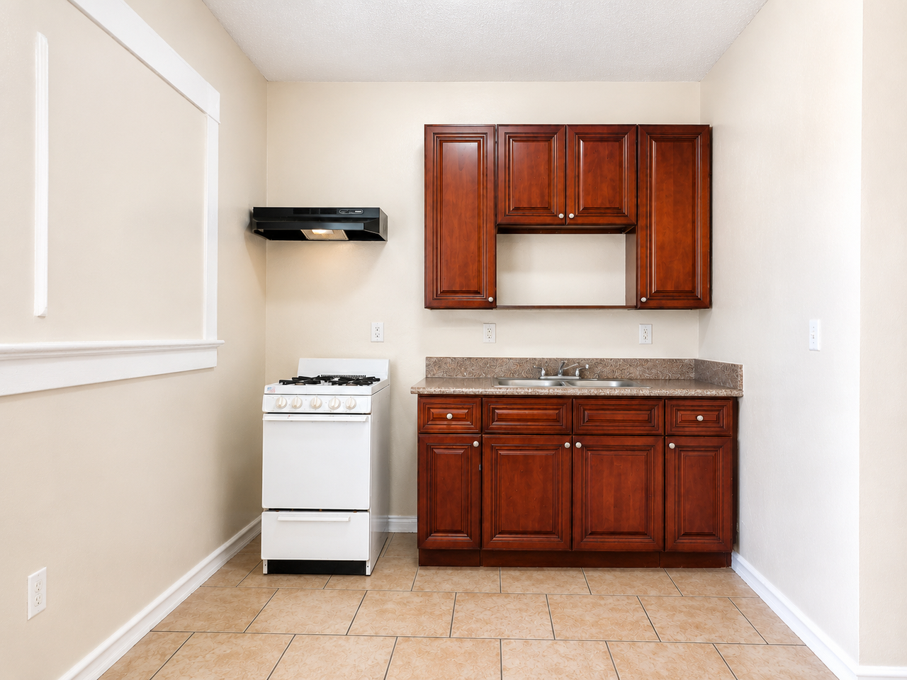 2941 Whittier Blvd #305 - Photo 4 of 10