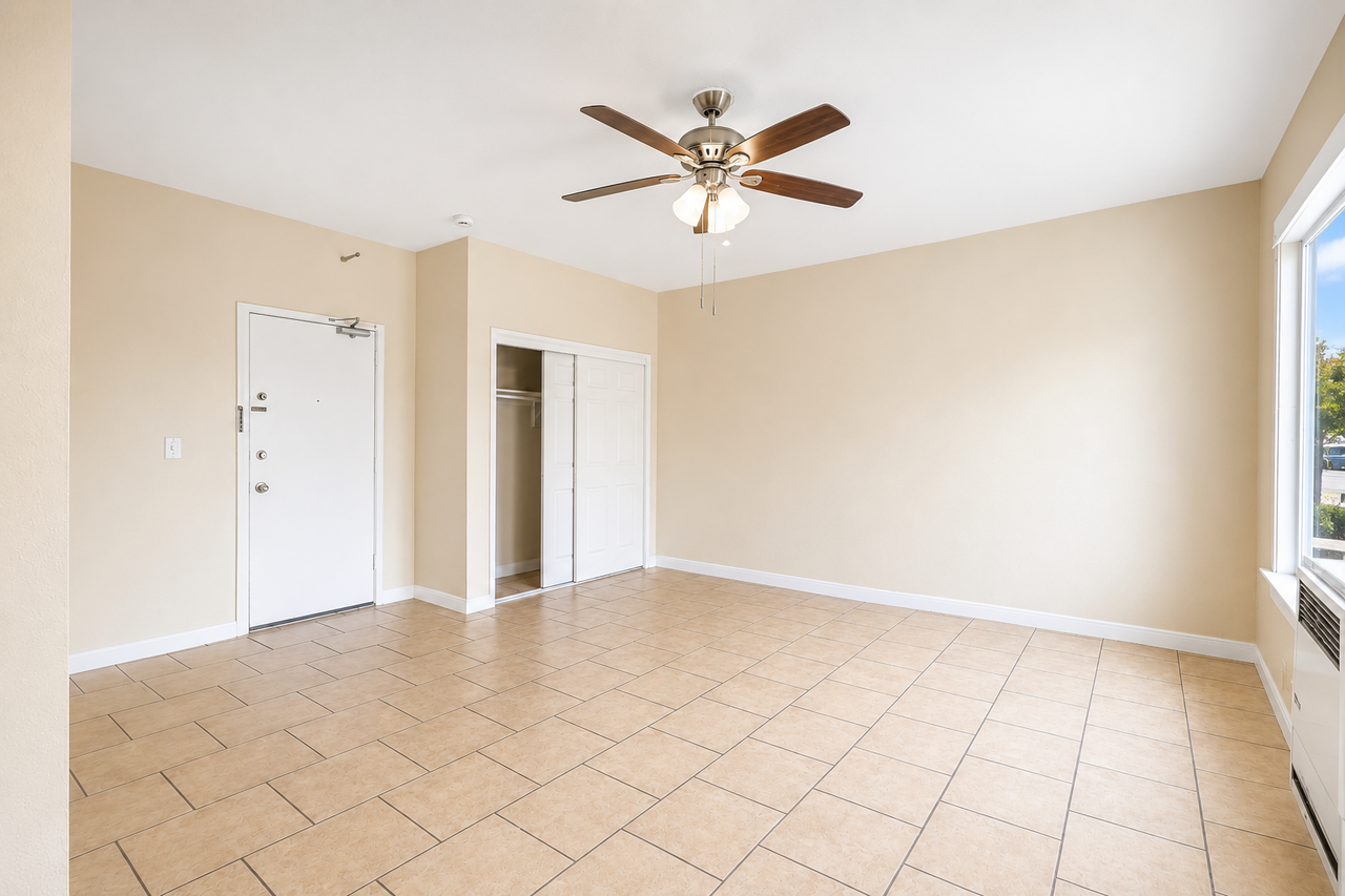 2941 Whittier Blvd #305 - Photo 6 of 10