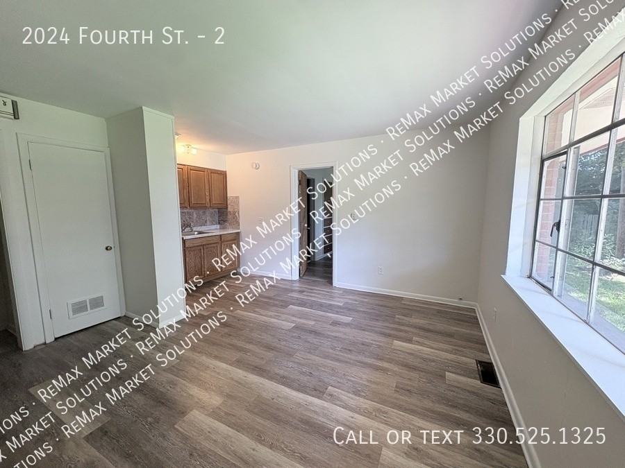 2024 4th St #2 - Photo 3 of 7