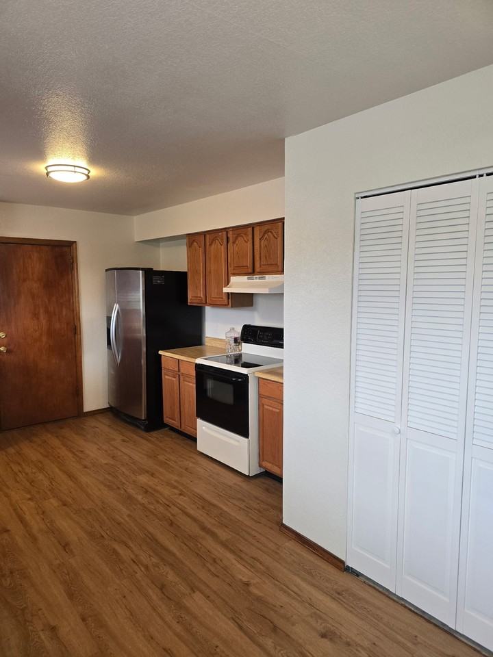 7375 W Bridle Trl #1 - Photo 2 of 16