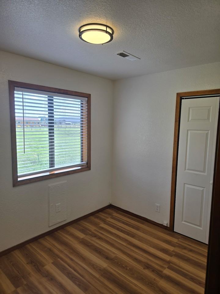 7375 W Bridle Trl #1 - Photo 7 of 16