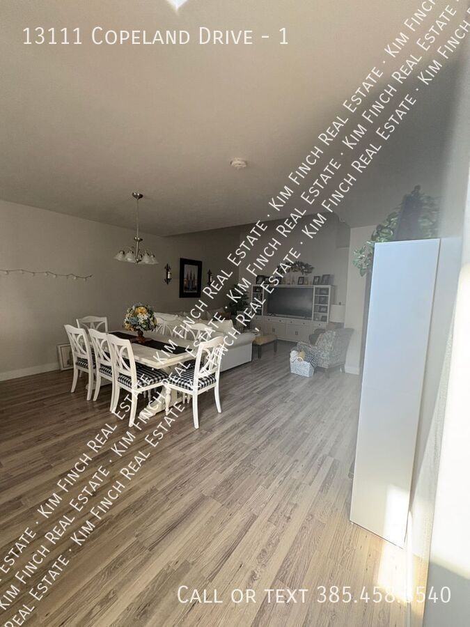 13111 S Copeland Dr #1 - Photo 4 of 22