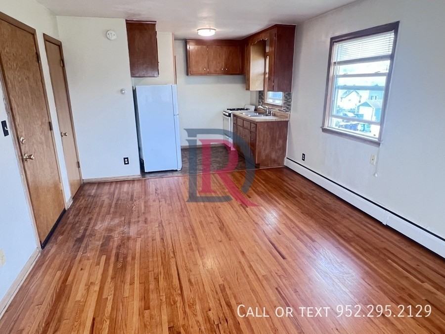 1907 Glenwood Ave #9 - Photo 3 of 8