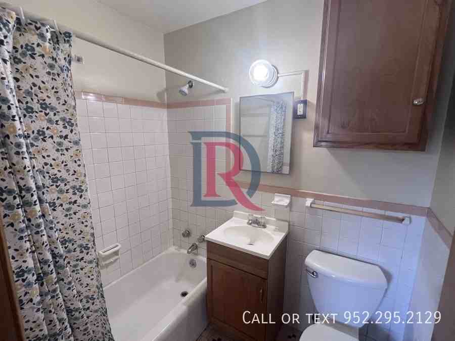 1907 Glenwood Ave #9 - Photo 7 of 8
