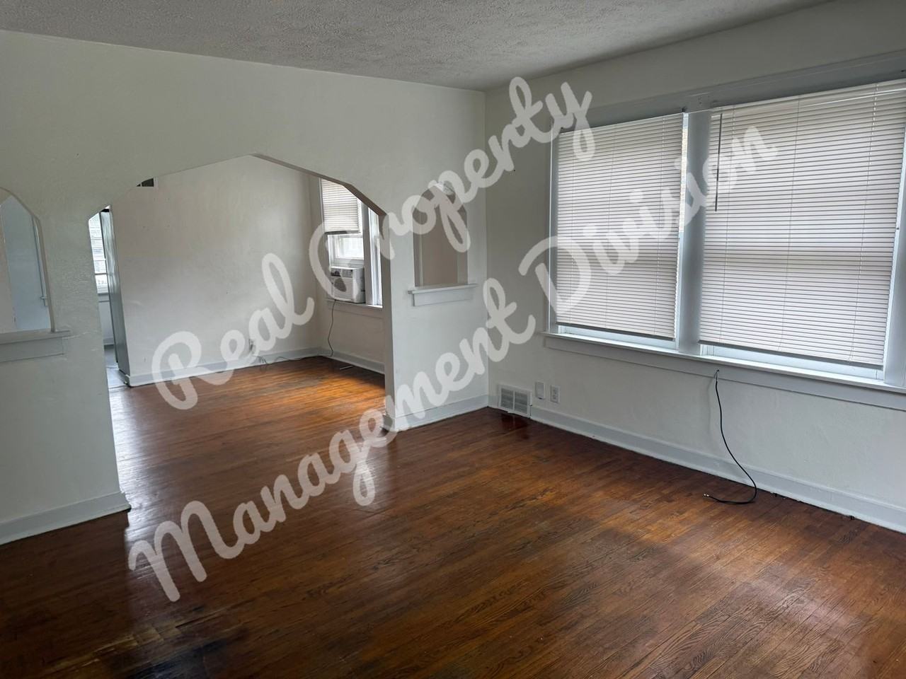 2316 S 6th St #B - Photo 4 of 12