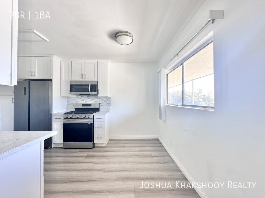 1413 18th St #E - Photo 7 of 13