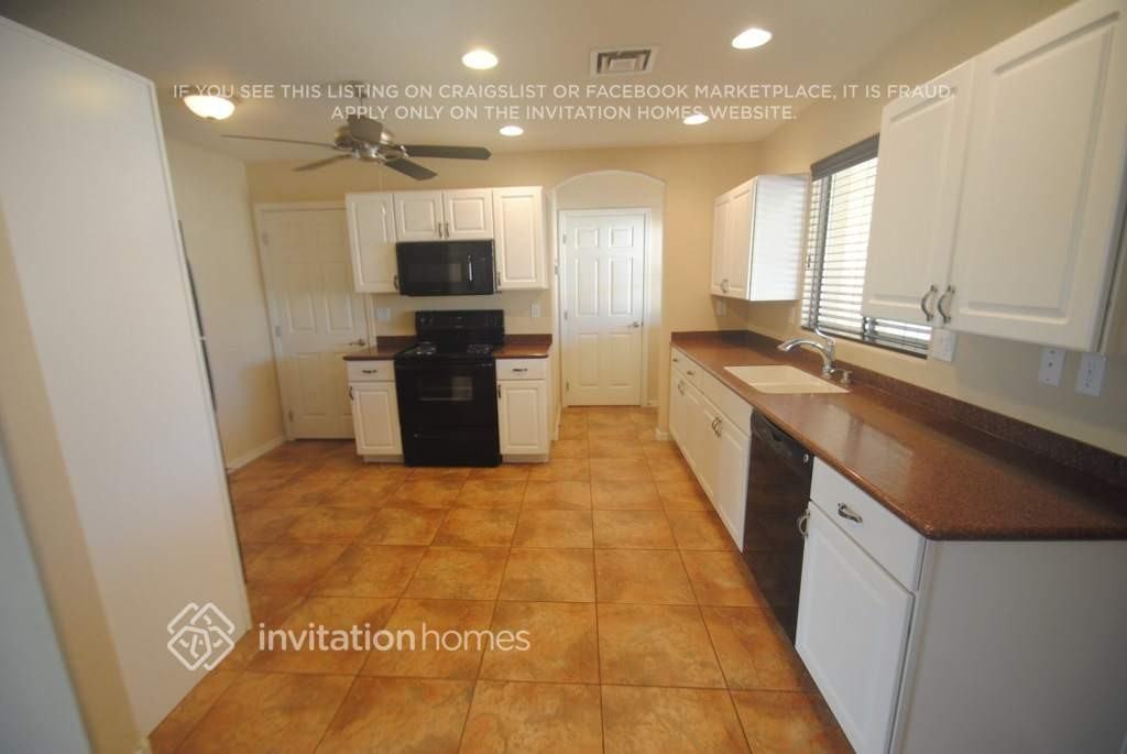 2312 E Evergreen St - Photo 6 of 20