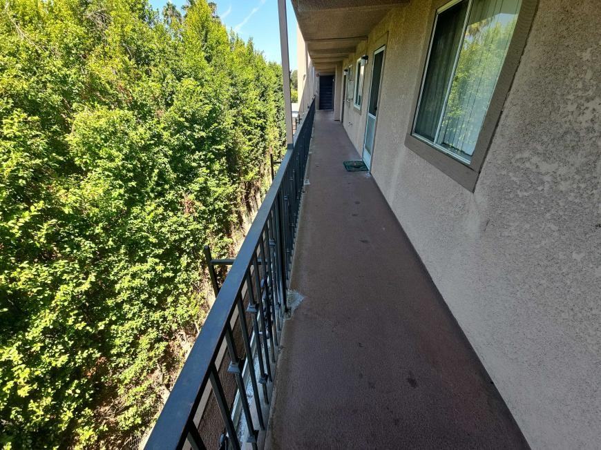 11849 Burbank Blvd - Photo 3 of 10