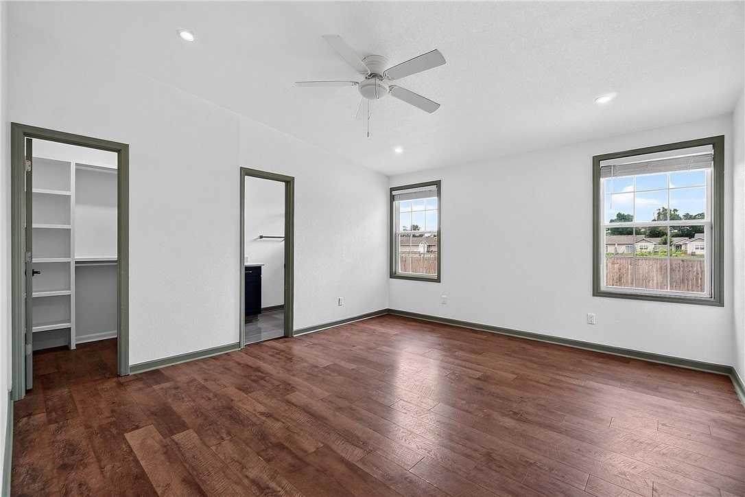519 N 8th St - Photo 7 of 29