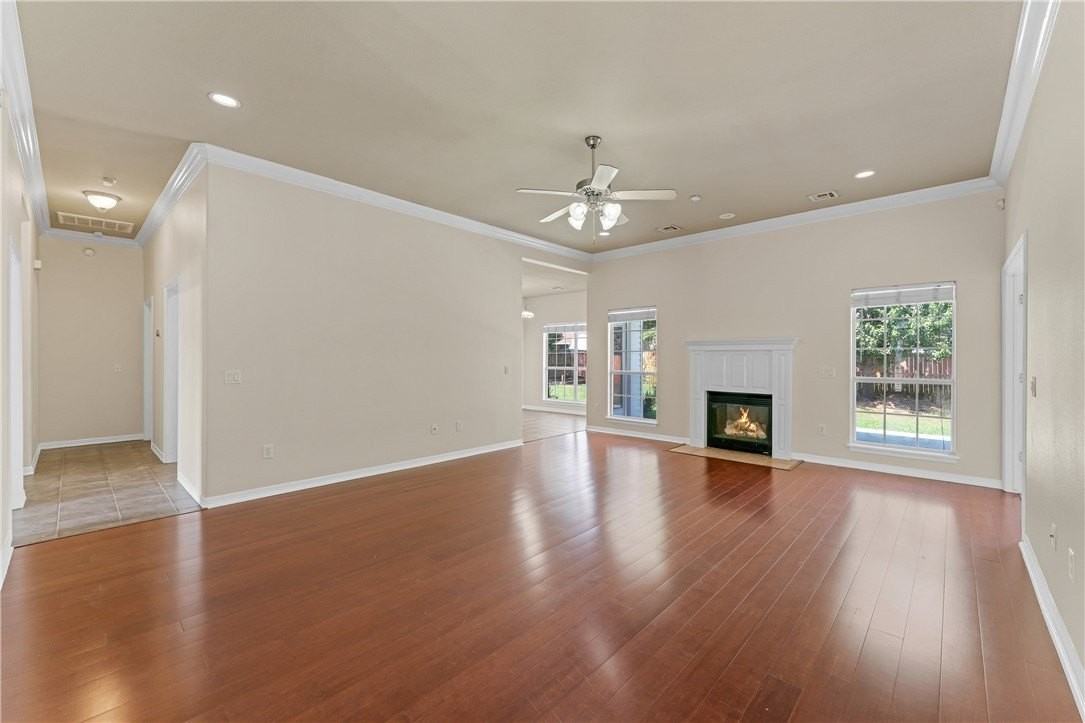 3902 Sw Blackberry St - Photo 3 of 32