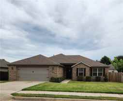 705 Olivia Ln - Photo 1 of 1