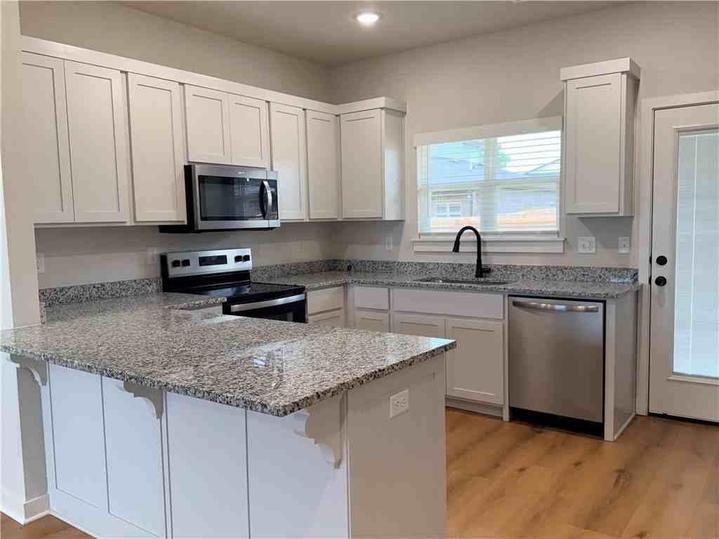 623 Cosmos Street - Photo 3 of 14