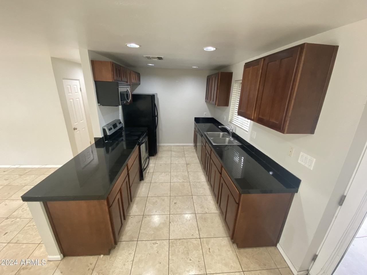 3840 N Pueblo Way - Photo 5 of 38