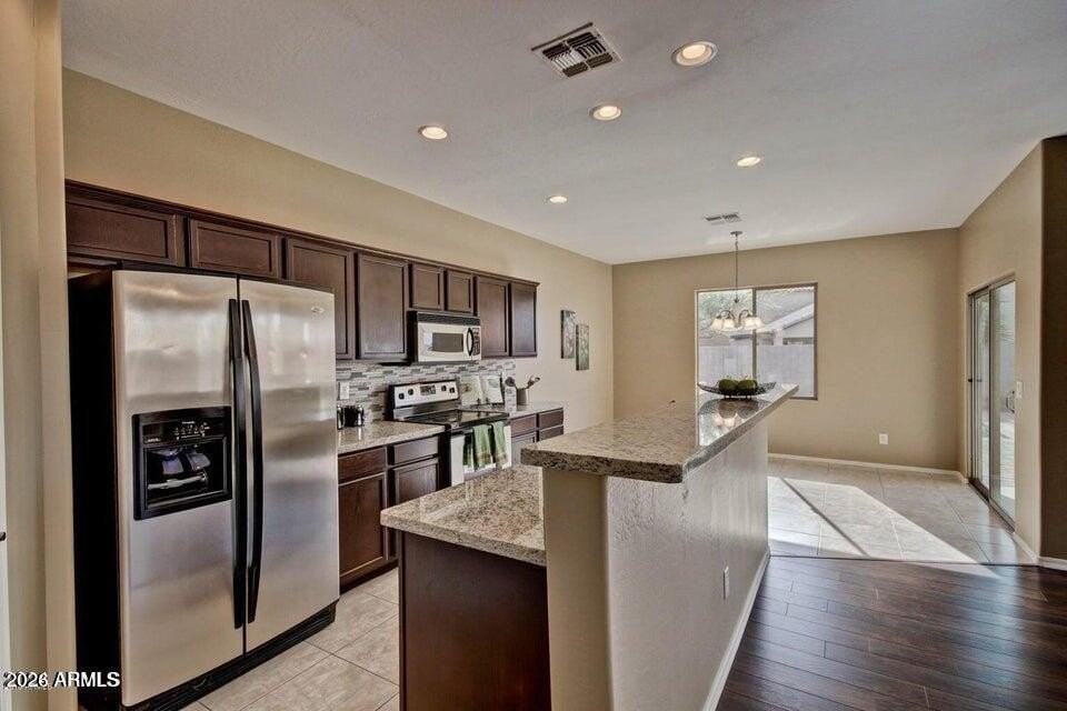 3860 S Ashley Dr - Photo 3 of 19