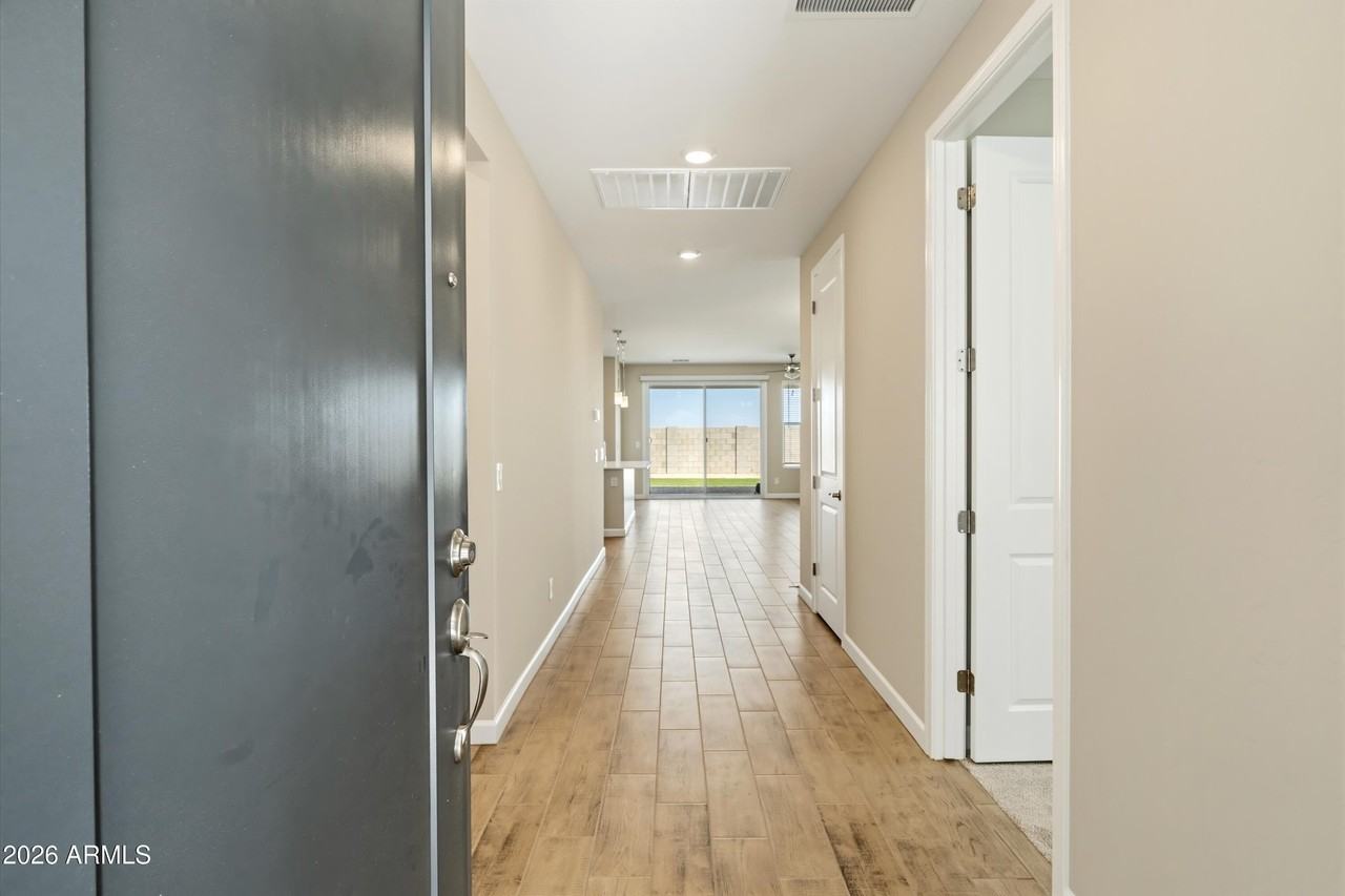 26723 N 167th Ave - Photo 3 of 34
