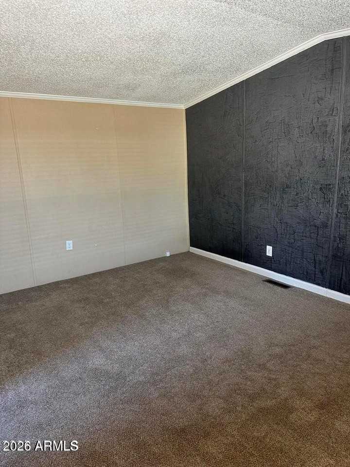 757 N Dapple Dr - Photo 6 of 10