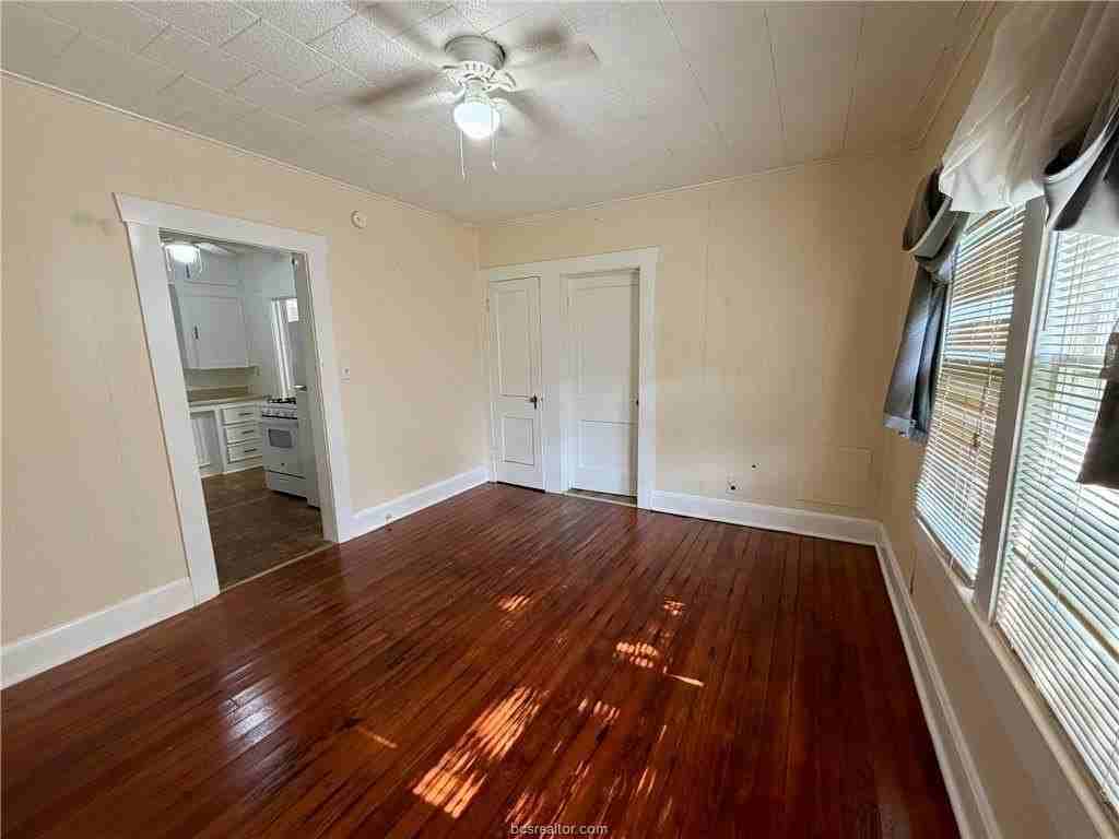 1515 Boone St - Photo 2 of 16