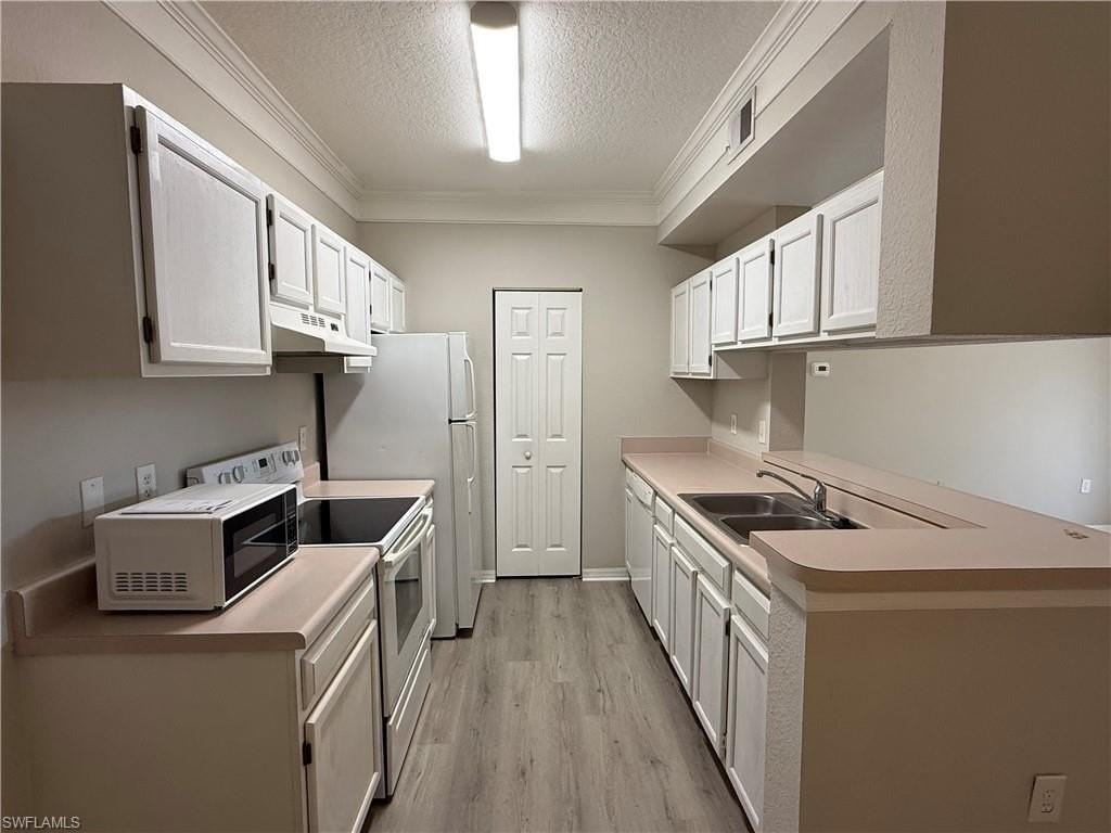 11511 Villa Grand #518 - Photo 4 of 10