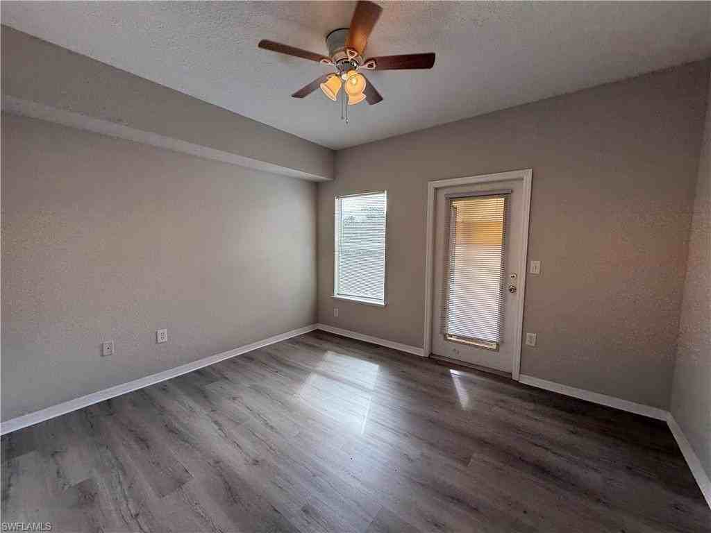 11511 Villa Grand #518 - Photo 5 of 10
