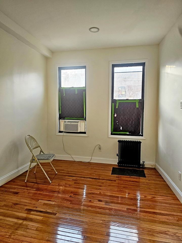 Decatur St #1R - Photo 6 of 7