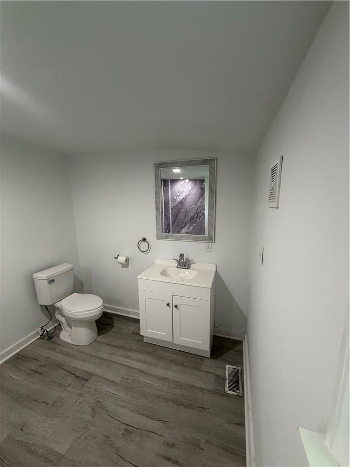 411 Dewitt Ave #A - Photo 7 of 7