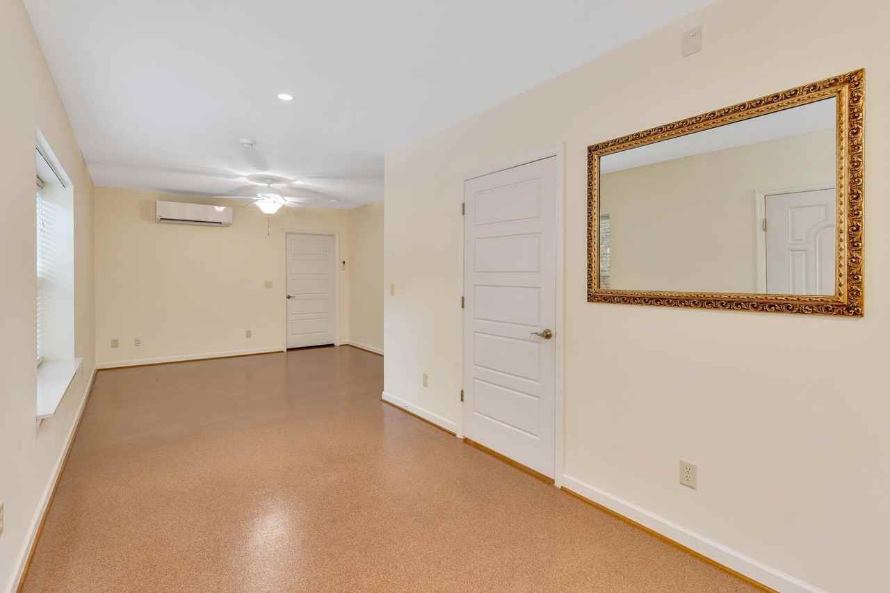 3625 Bennett Rd - Photo 6 of 19