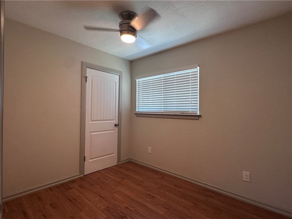3926 Marlin Dr - Photo 7 of 15