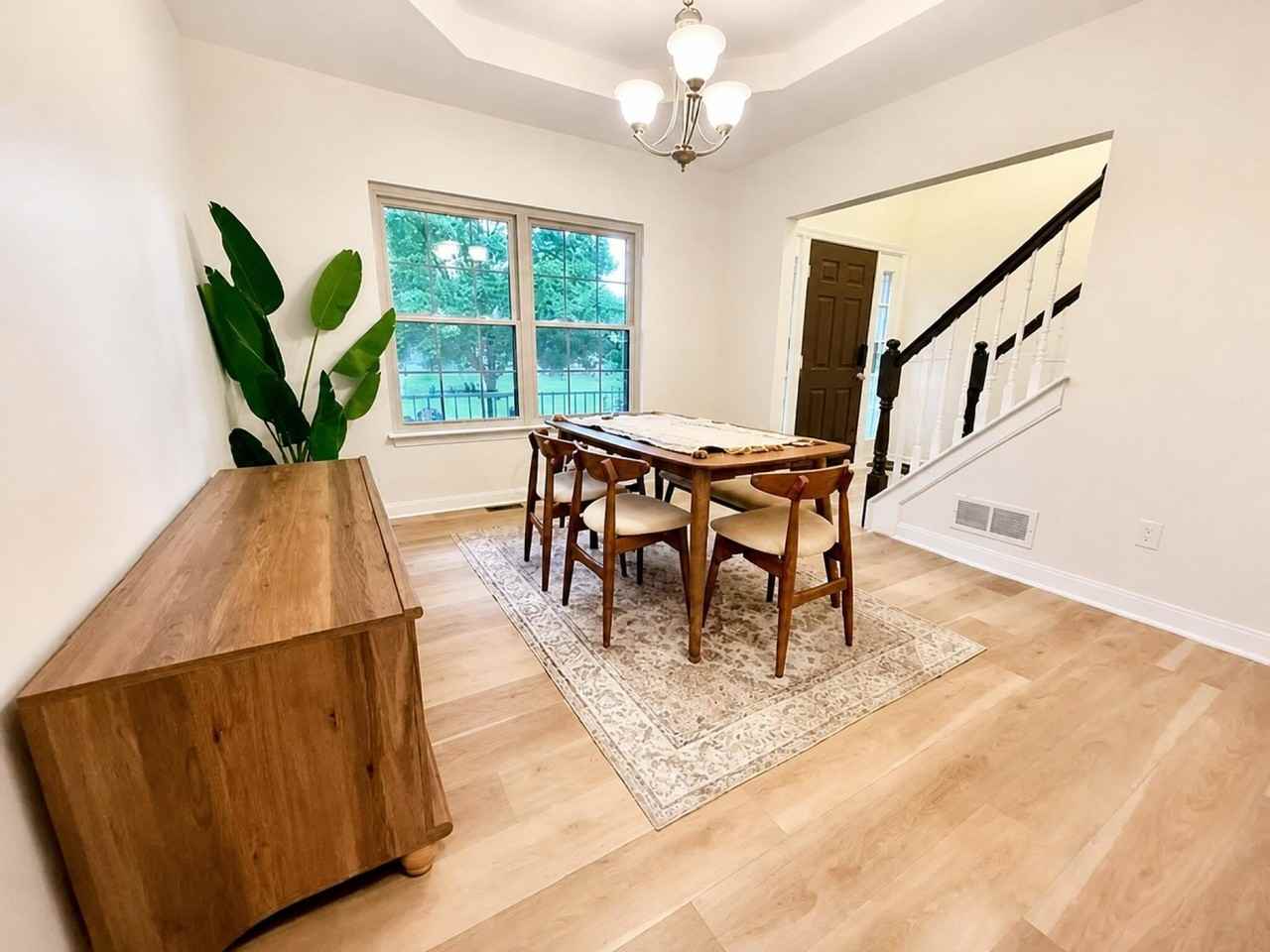 9460 Santa Clara Cir - Photo 7 of 38