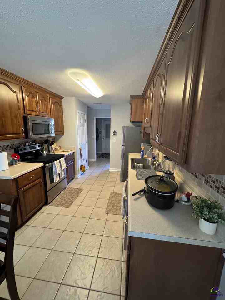 103 Mulligan Ct - Photo 4 of 12