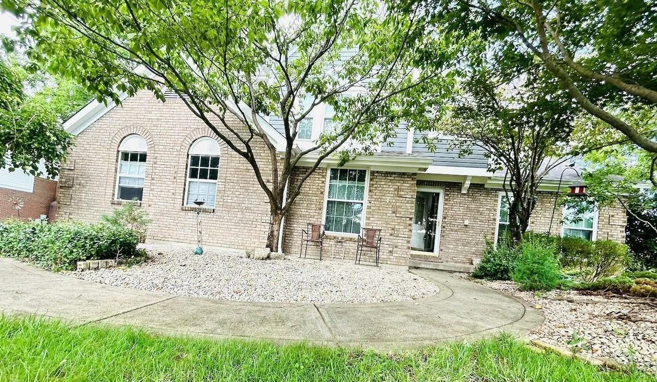 6112 Tarn Cir - Photo 3 of 42