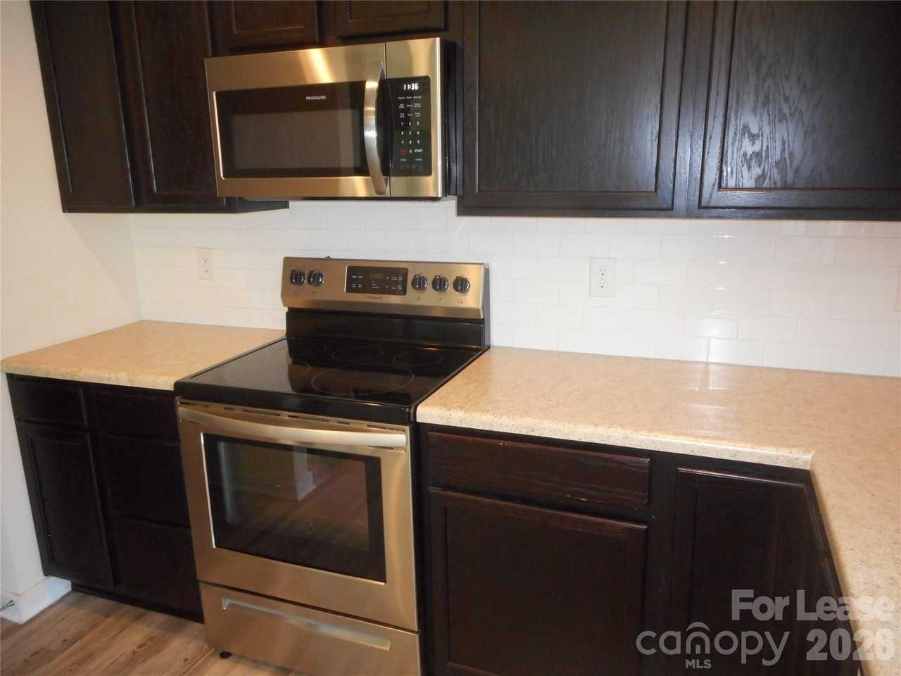 7156 Pitzer Dr - Photo 6 of 28