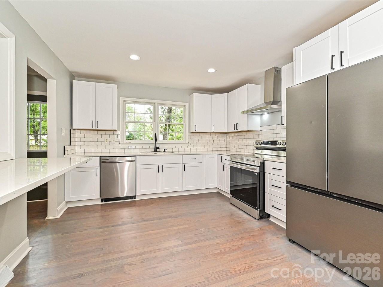 3430 Rea Rd - Photo 3 of 31