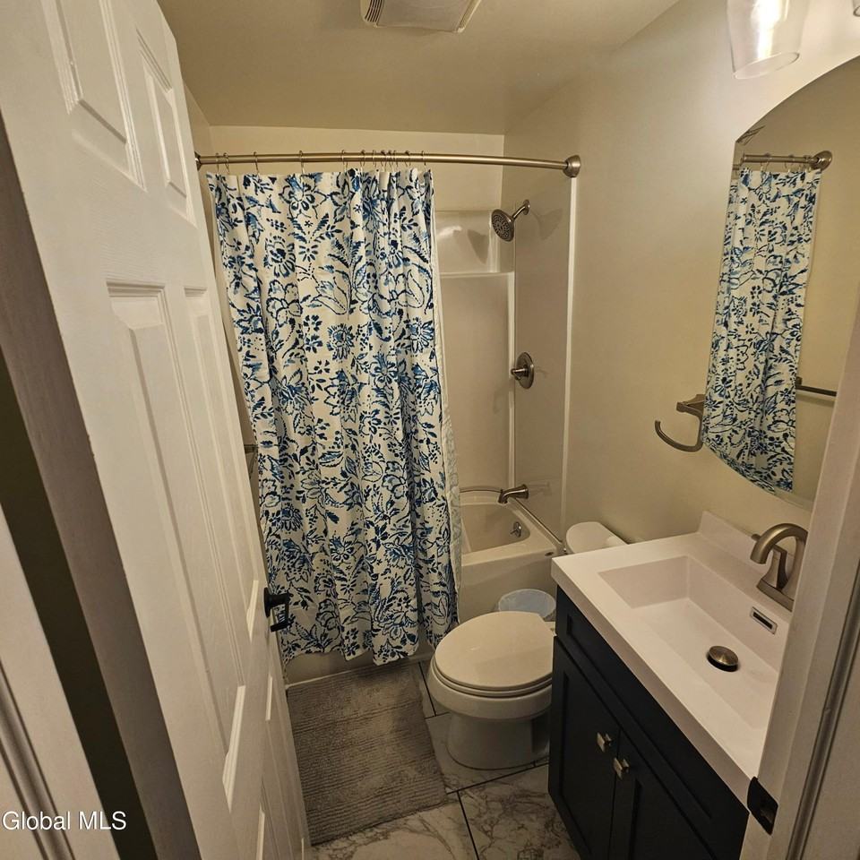 89 4th St #2 - Photo 5 of 12