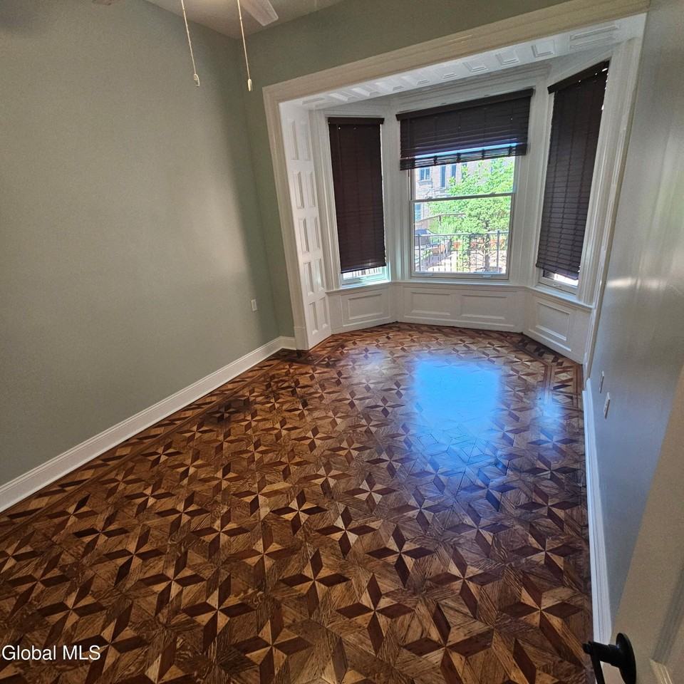89 4th St #2 - Photo 7 of 12