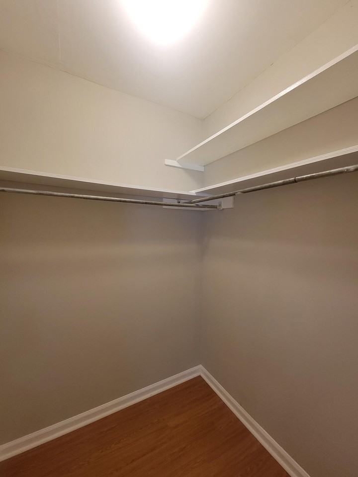 336 Salem Dr - Photo 5 of 12