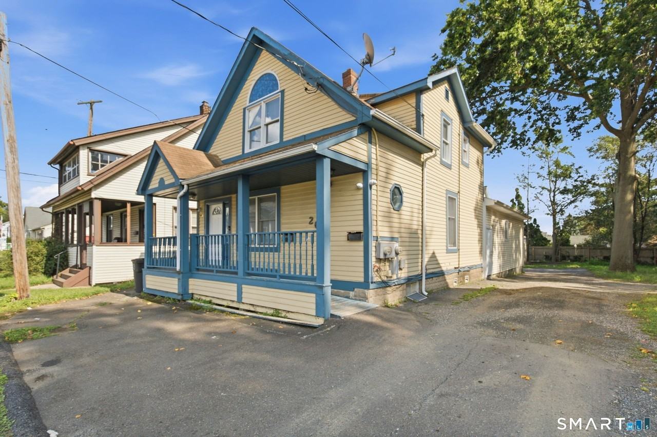 265 Bridgeport Ave - Photo 3 of 25