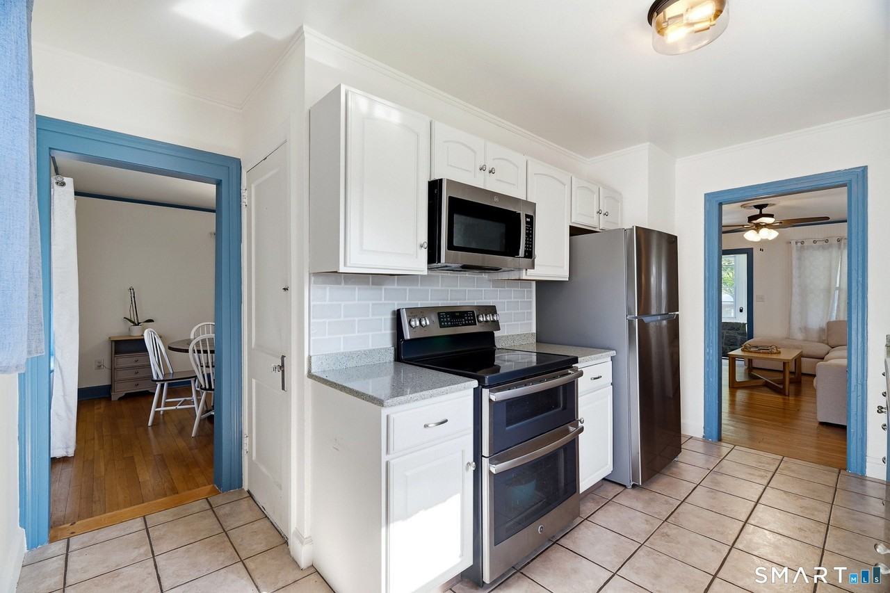 1 E Lake Dr - Photo 5 of 37