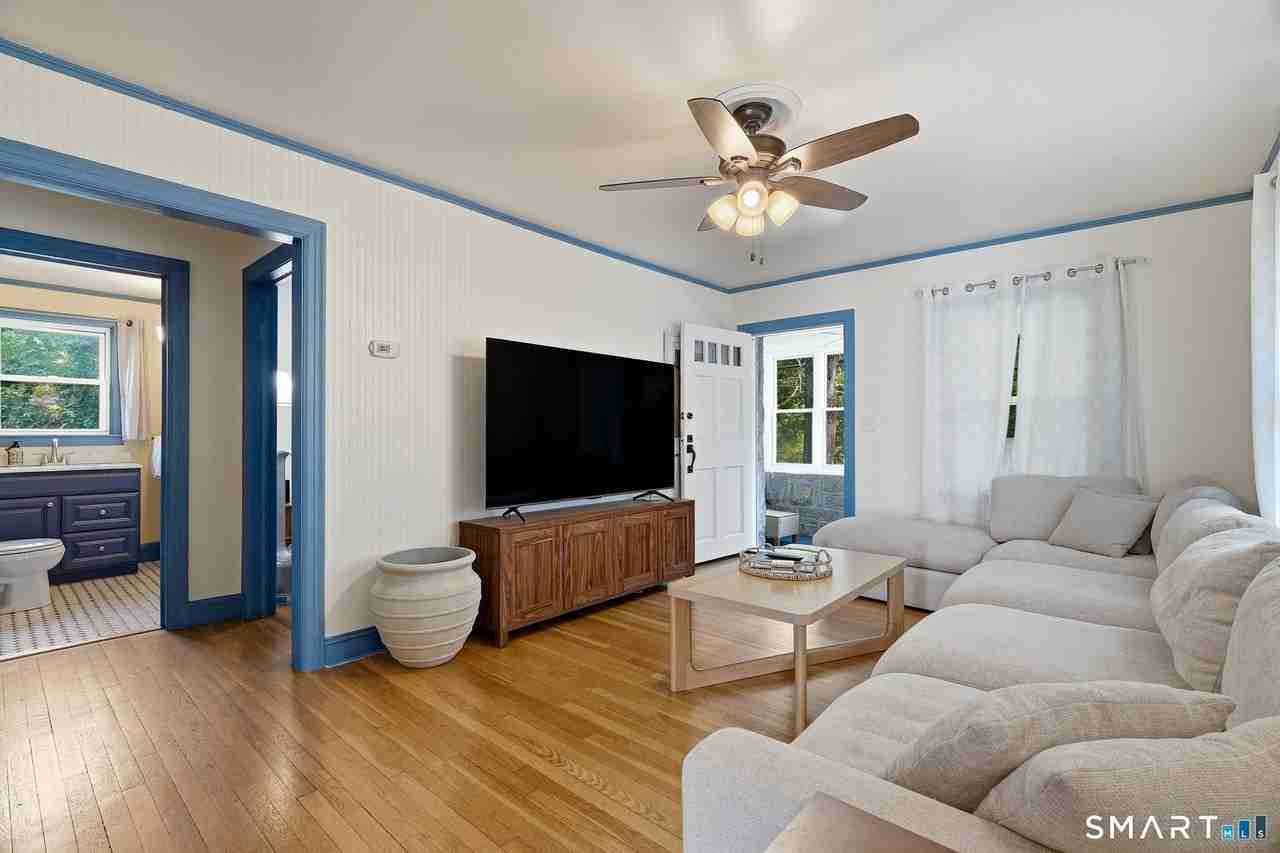 1 E Lake Dr - Photo 7 of 37