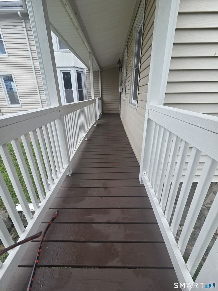 97 Fairview Ave - Photo 6 of 29