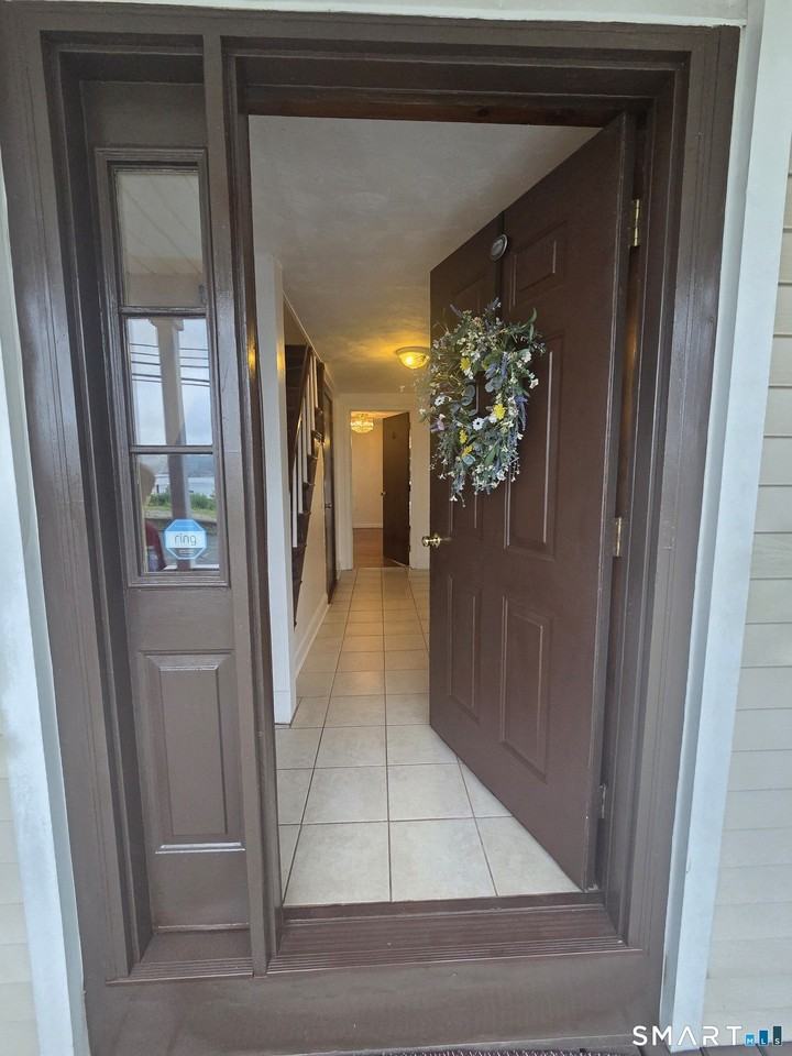 97 Fairview Ave - Photo 7 of 29