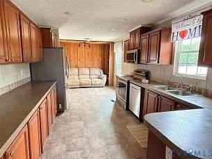 22900 St James Rd - Photo 7 of 9