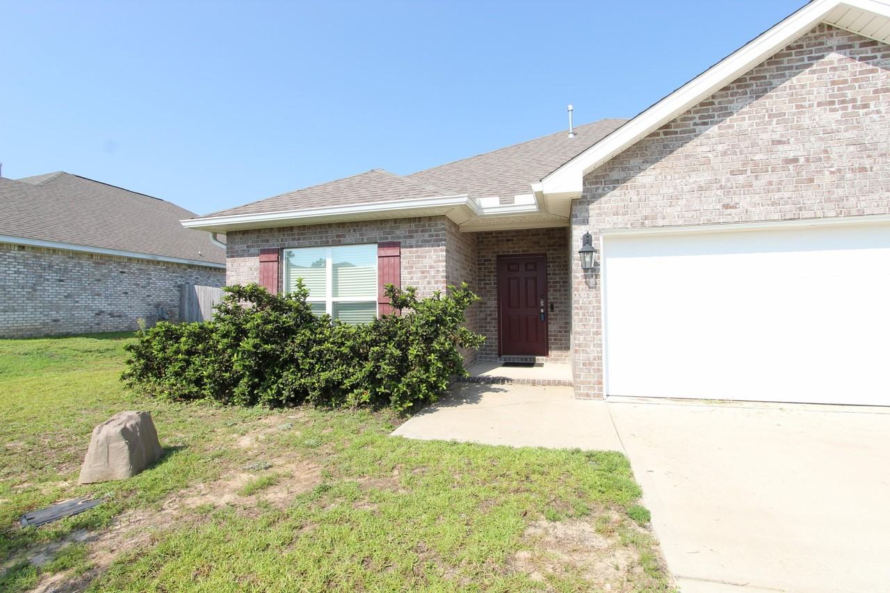 1110 Shoal River Dr - Photo 2 of 43